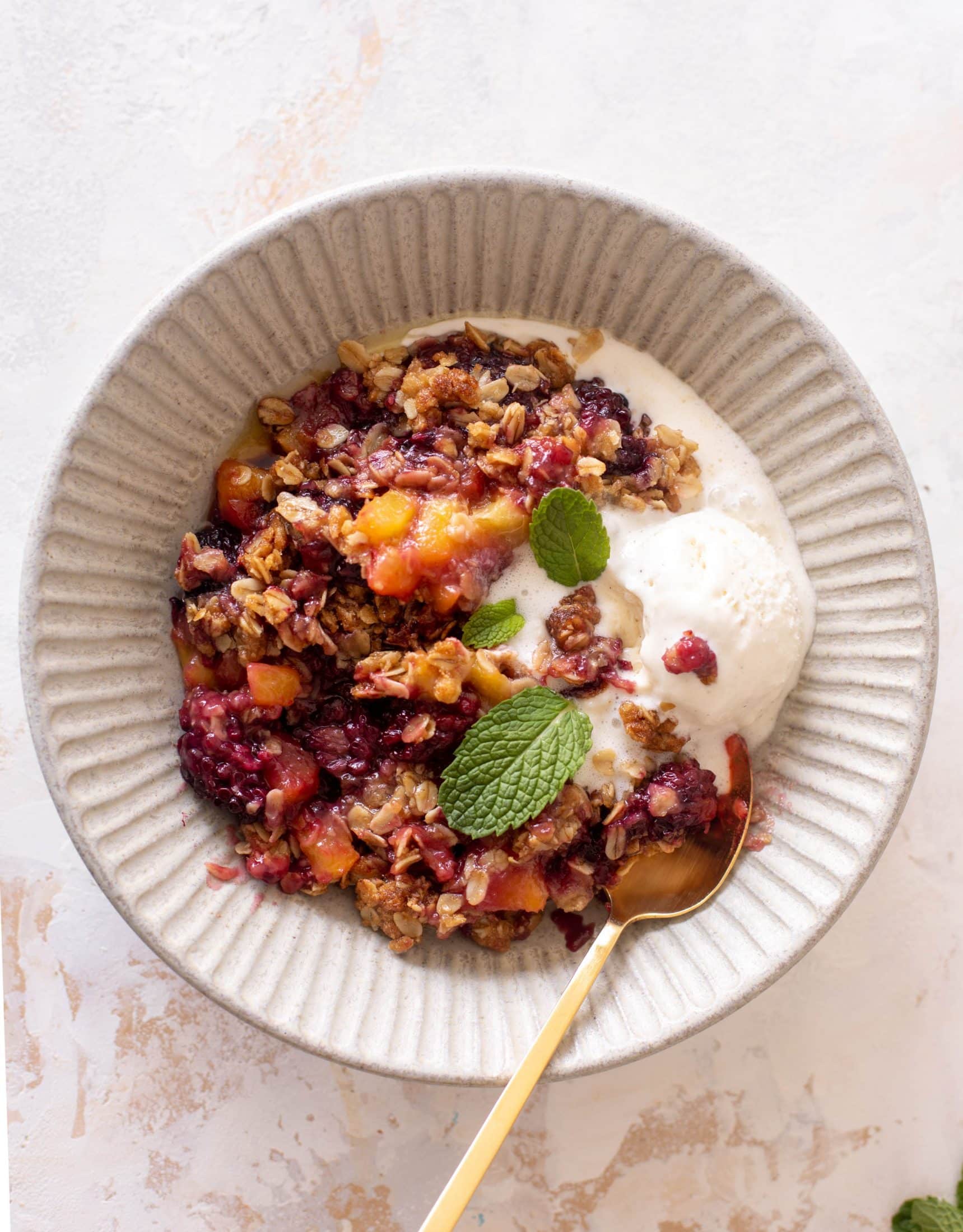 blackberry peach crisp